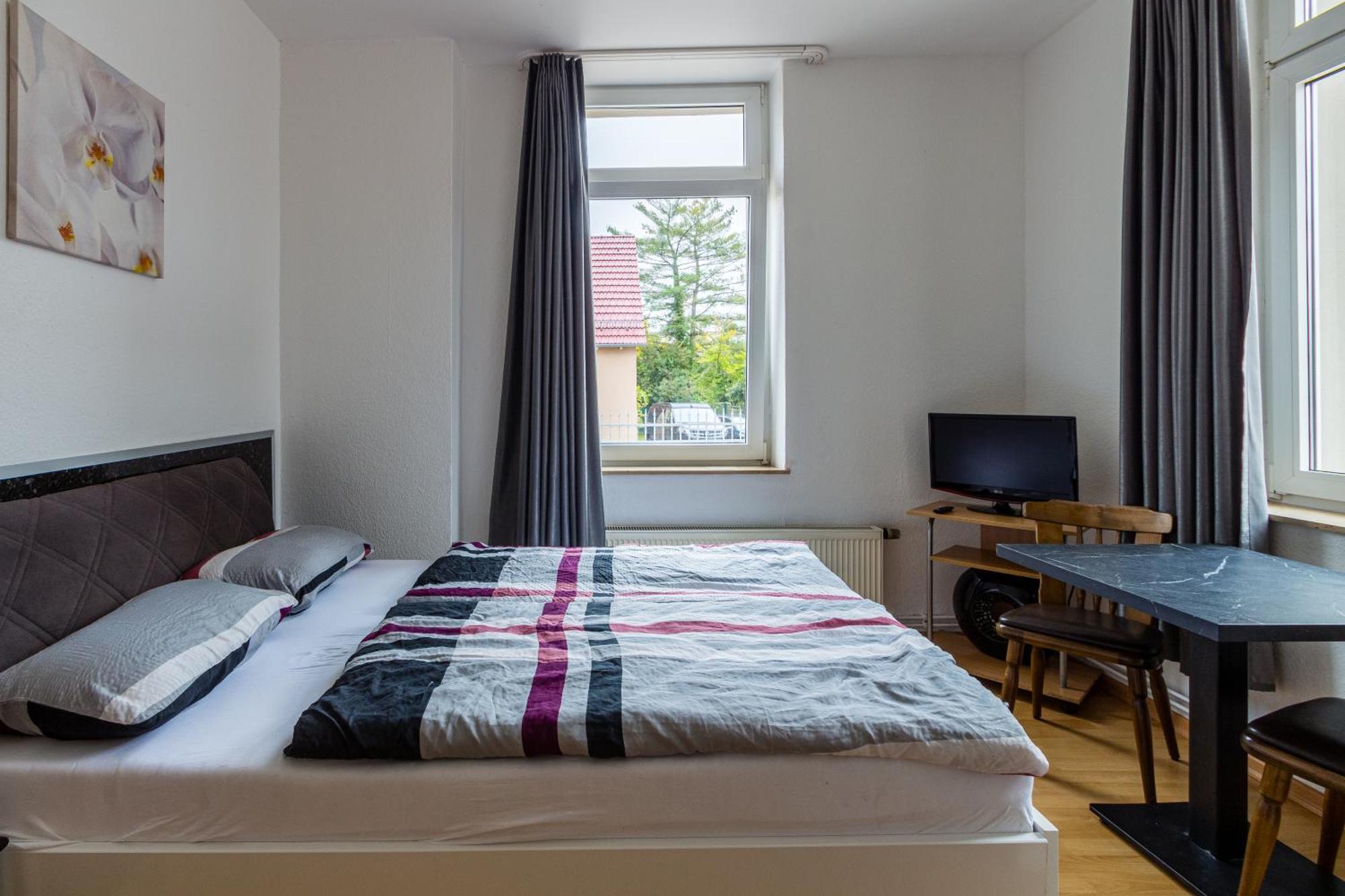 Voyage Pension Leipzig Buitenkant foto
