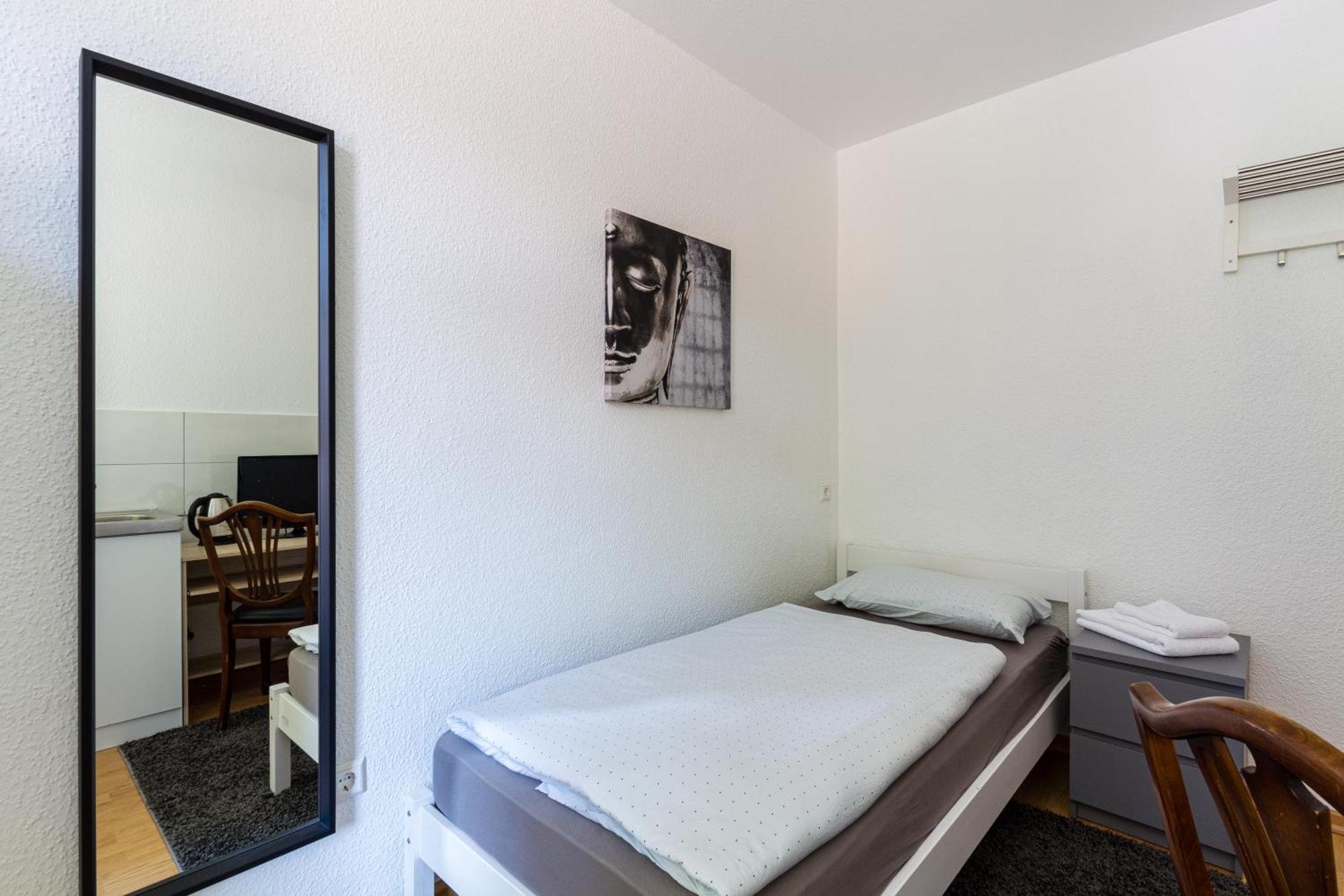 Voyage Pension Leipzig Buitenkant foto